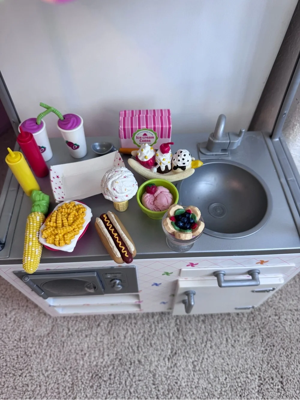 American Girl Campus Snack Cart + Food Accessories